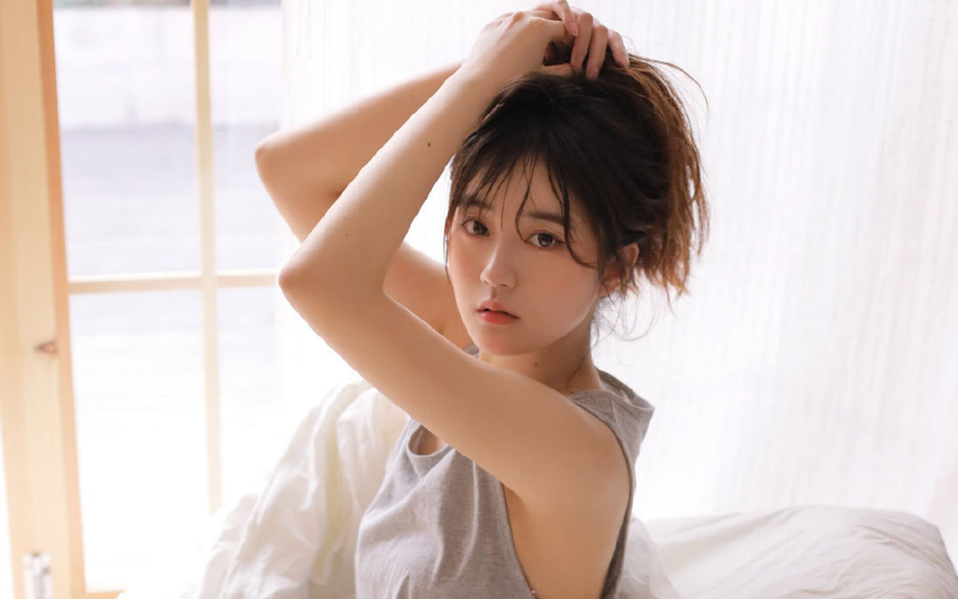 防守节奏是否能限制对方外线命中率，防守人能一直待在三秒区吗